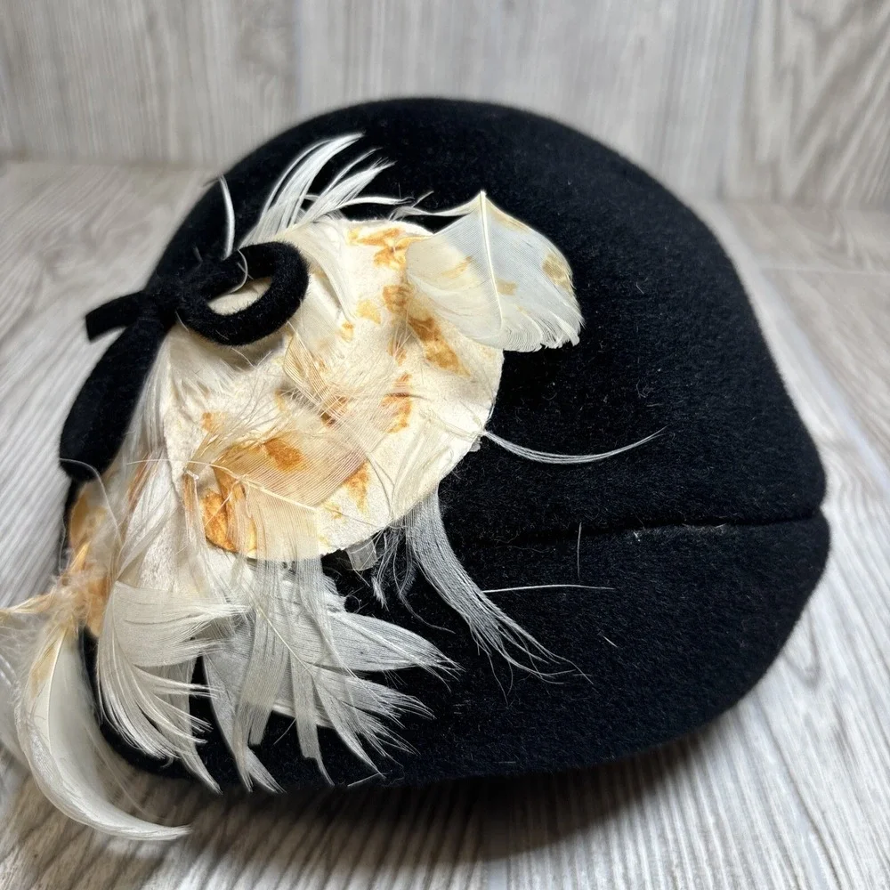 Vintage Women's‎ Black Genuine Velour Feather Hat Wedding Derby Church Repair
